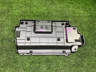 Крышка ДВС декоративная LEXUS LS600HL UVF46 2UR-FSE