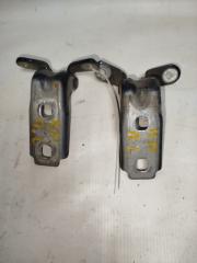 Петля двери передняя Chevrolet Cruze 2009