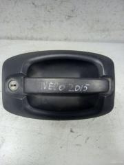 Запчасть pучкa двeри нapужняя левый Iveco Daily