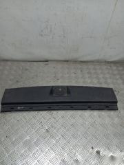 Запчасть накладка замка багажника задняя KIA Sorento 2006