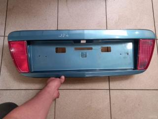 Запчасть накладка под номер Nissan Primera