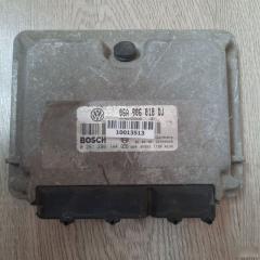 Блок управления двигателем Skoda Octavia 1996-2000