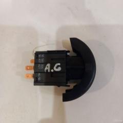 Запчасть кнопка аварийки Opel Astra G 1998-2009