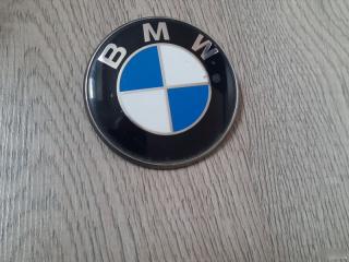 Запчасть эмблема двери багажника BMW 3-Series 2005