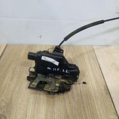 Замок двери задний левый Skoda Octavia A4 2000