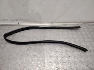 Фото запчасти уплотнитель кузова левый Лада Largus 2006 контрактная запчасть Запчасть уплотнитель кузова левый Лада Largus 2006