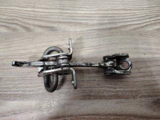 Ограничитель двери задний правый Omega B 2003 25 Z22XE