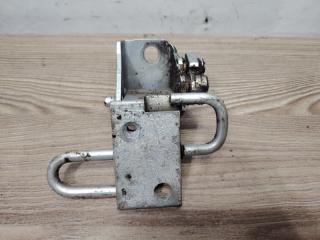 Петля двери задняя правая Passat B6 2008 3C5 CBA