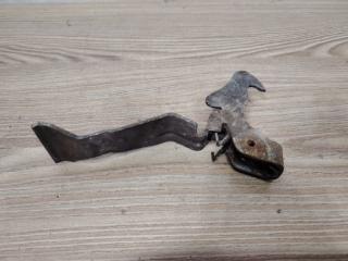 Запчасть замок капота Opel Astra H 2005