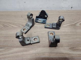 Запчасть петля двери Volkswagen Passat B5+(GP) 2005