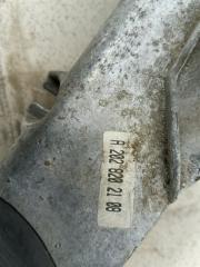 Трапеция стеклоочистителя передняя C-class 1998 W202 646