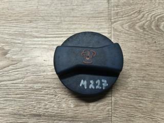 Запчасть крышка расширительного бачка Volkswagen Passat B5 1998