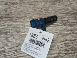 Фото запчасти датчик положения коленвала FORD Fiesta Mk5 2005 контрактная запчасть Запчасть датчик положения коленвала FORD Fiesta Mk5 2005
