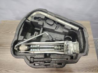 Домкрат Volkswagen Golf 4 1999