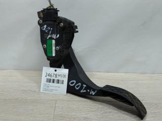 Педаль газа Volkswagen Golf 4 2001