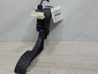 Педаль газа Volkswagen Passat B5 1998