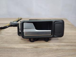 Фото запчасти ручка двери внутренняя задняя левая FORD FOCUS 2007 контрактная запчасть Запчасть ручка двери внутренняя задняя левая FORD FOCUS 2007