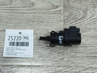 Фото запчасти датчик педали тормоза FORD FOCUS 2 2005 контрактная запчасть Запчасть датчик педали тормоза FORD FOCUS 2 2005