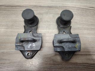 Фото запчасти замок капота Mercedes-Benz C-class 2000-2004 контрактная запчасть Запчасть замок капота Mercedes-Benz C-class 2000-2004