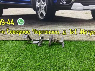 Ограничитель двери задний Lada Largus 2015