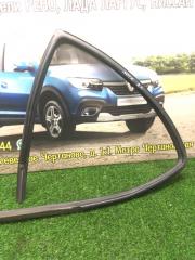 Уплотнительная резинка боковой двери задняя левая Lada Largus 2015