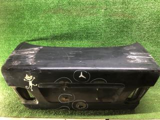 Крышка багажника задняя MERCEDES-BENZ 210