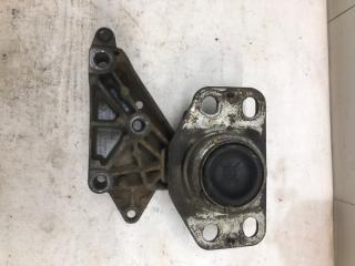 Опора двигателя Renault Logan 1 2011