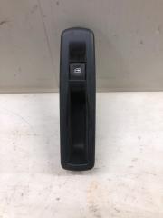 Кнопка стеклоподъемника задняя левая Renault Megane 3 2013