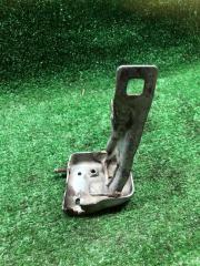 Петля капота передняя правая Renault Kangoo 1 2006