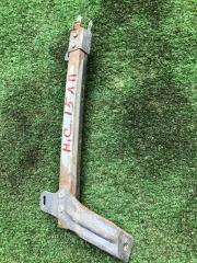 Направляющая стекла передняя левая Nissan Almera g15