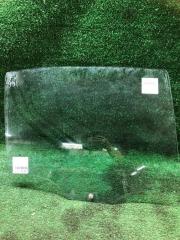 Запчасть стекло двери заднее правое Skoda Octavia 2008