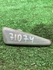 Запчасть повторитель поворота передний левый Renault Symbol 2