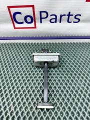 Фото запчасти ограничитель двери Ford Focus 2009 контрактная запчасть Запчасть ограничитель двери Ford Focus 2009
