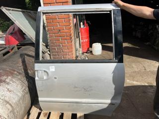 Дверь задняя левая NISSAN SERENA