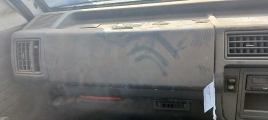 Запчасть бардачок пассажирский задний MAZDA BONGO 1993