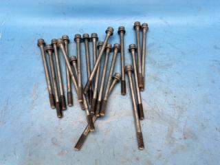 Болт гбц Kawasaki ZZR400-1 1990-1992