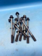 Болт гбц suzuki GSR750 2013