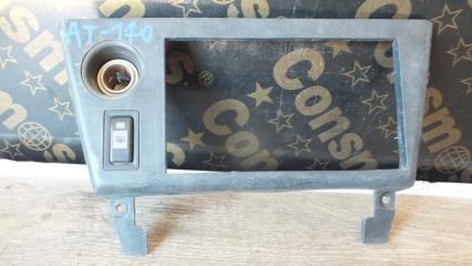 Рамка магнитофона TOYOTA CARINA