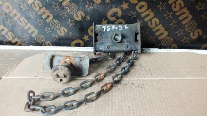 Крепление запасного колеса NISSAN ATLAS 1991