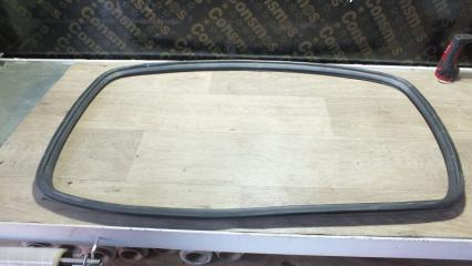 Уплотнитель стекла MITSUBISHI DELICA 1996