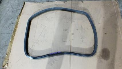 Уплотнитель стекла правый TOYOTA TOWN ACE NOAH 1997