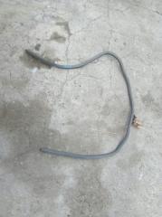 Уплотнитель двери передний правый MITSUBISHI PAJERO 1996 контрактная Уплотнитель двери передний правый MITSUBISHI PAJERO 1996