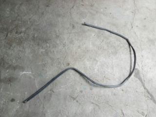 Уплотнитель двери передний левый SUZUKI ESCUDO Б/У Уплотнитель двери передний левый SUZUKI ESCUDO