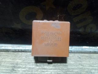 Реле стеклоочистителя TOYOTA TOWN ACE 1990