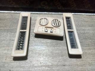 Решетка вентиляционная TOYOTA LITE ACE