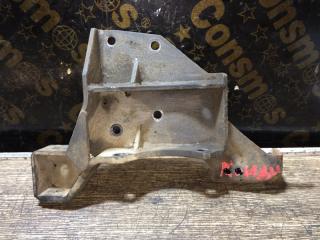 Крепление компрессора кондиционера NISSAN VANETTE