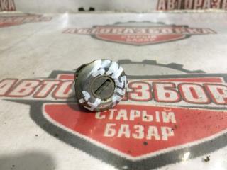 Личинка замка двери передняя левая TOYOTA HIACE