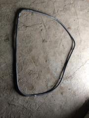 Уплотнитель двери задний правый TOYOTA CROWN 2004 контрактная Уплотнитель двери задний правый TOYOTA CROWN 2004