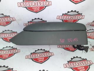 Бардачок между сиденьями передний TOYOTA CAMRY 1991