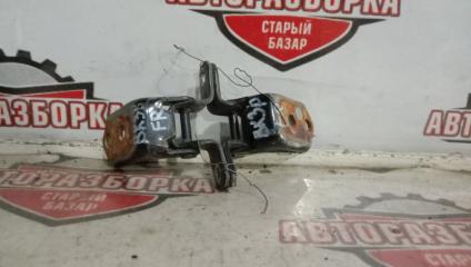 Запчасть петля двери передняя правая MAZDA AXELA 2006